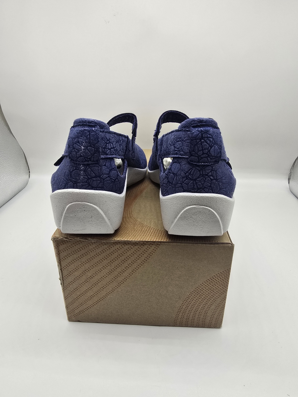A'rcopedico Loafers - Picture 4 of 7